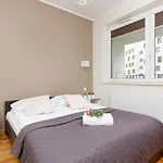 Kolorowy Goclaw By Renters * Varšava
