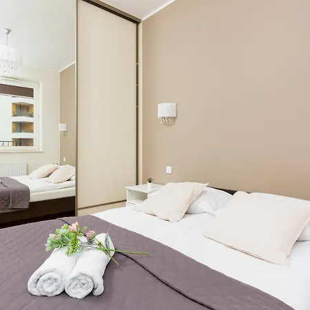 Kolorowy Goclaw By Renters *