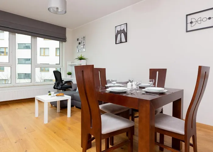 Appartamento Kolorowy Goclaw By Renters